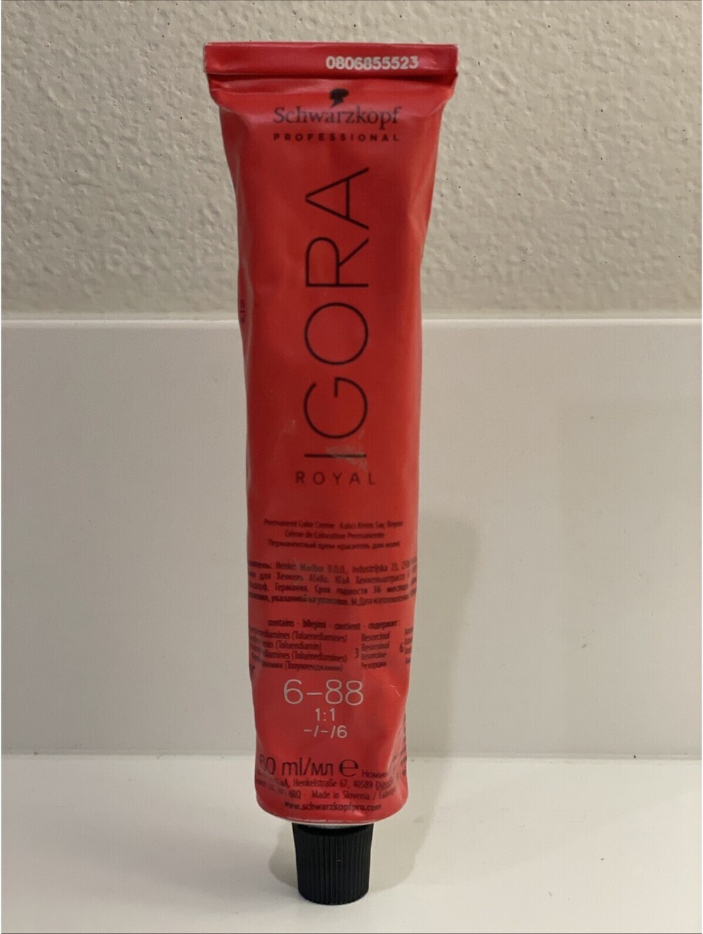 Schwarzkopf Professional IGORA ROYAL Permanent Hair Color Creme – Shade 6-88